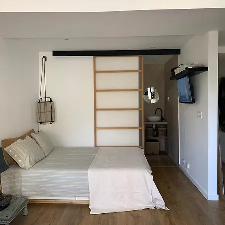 Grand Zen A Cote De La Promenade Des * ニース